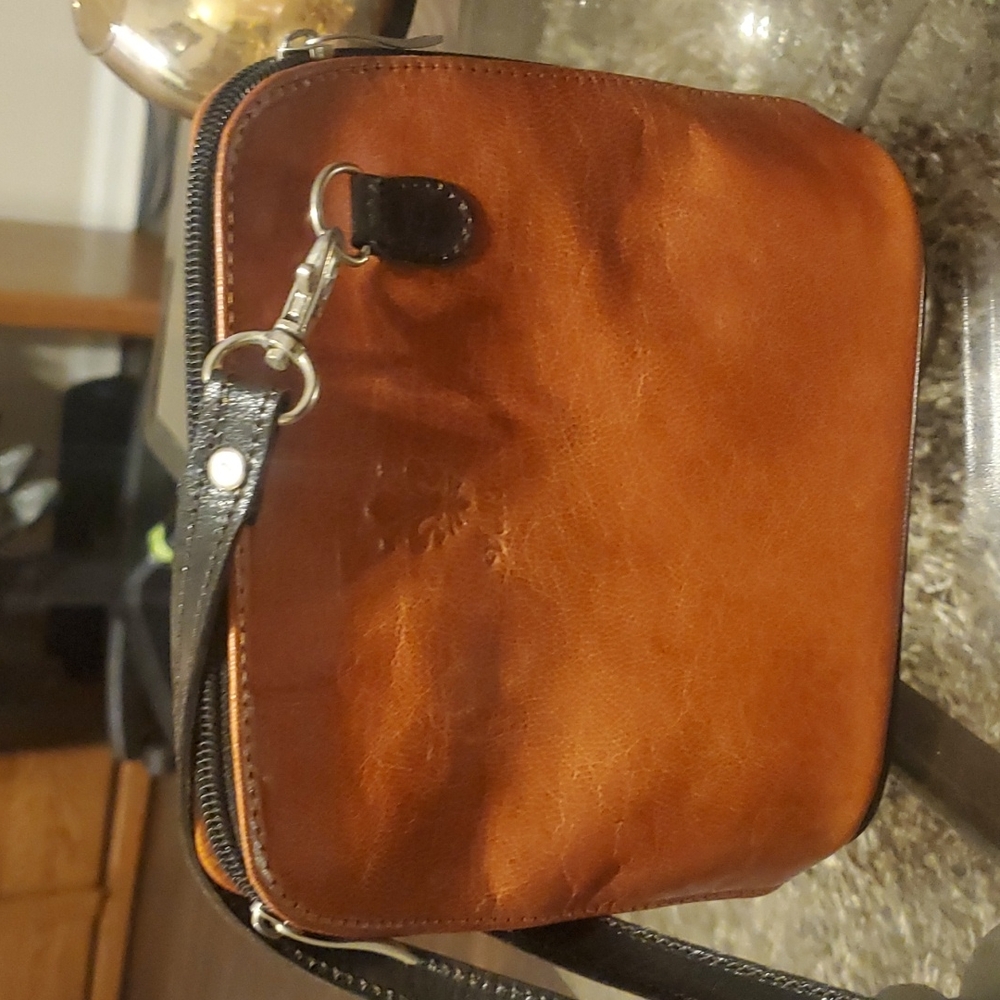 Vera Pell Bag